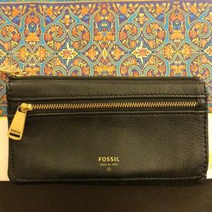 Fossil wallet!
